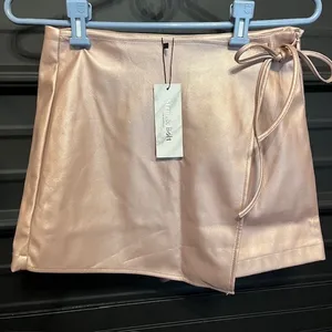 Strut & Bolt‎ Faux Leather Wrap Mini Skort Women's Small Pink Tie Waist thumbnail 1