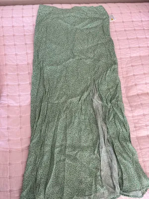 H&M Skirt thumbnail 1