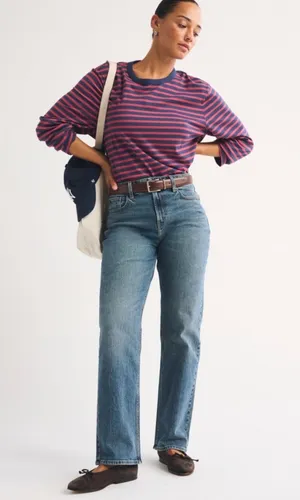 Abercrombie & Fitch The ‘90s Straight Ultra High Rise Curve Love thumbnail 1