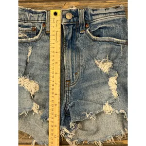Abercrombie & Fitch Curve Love‎ High Rise Mom Shorts Distressed Light Wash 00/24 thumbnail 7
