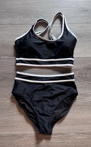 High waisted bikini thumbnail 1