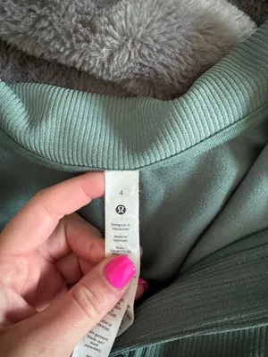 Size 4 thumbnail 3