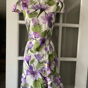 Alice‎ + Olivia Kirby Faux-Wrap Floral Flounce Dress thumbnail 9