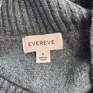 Evereve Sweater Size Small Teal Green Soft‎ V-Neck Size Small thumbnail 4