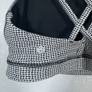 Lululemon Women 12 White Black Houndstooth Energy Sports Bra Athletic Workout thumbnail 5