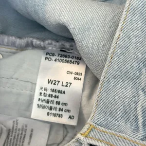 Levi’s Light Blue Ribcage Straight Ankle Denim Jeans thumbnail 5