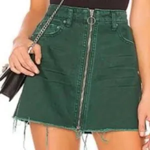 New Free People Denim Jean Skirt “ Zip It Up” Green Wilderness Size 25‎ thumbnail 1
