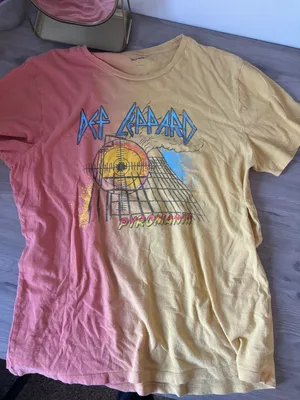 Def Leppard Rock Tie Dye T-shirt thumbnail 2