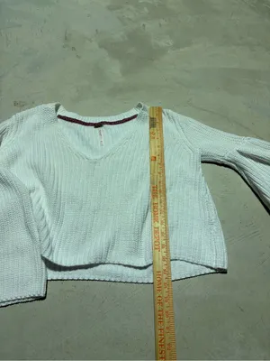 Free people White Bell-Sleeve Knit cropped sweater XS thumbnail 6