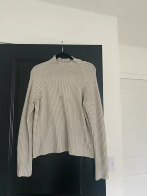 Ribbed Neutral Sweater Size M thumbnail 3