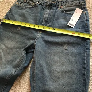 New Urban outfitters BDG mom high rise jeans pants, size 28, roll up bottom thumbnail 7
