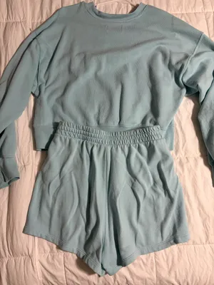 Old Navy Short outfit  thumbnail 1