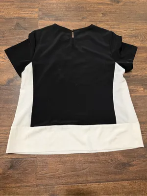 Black and white blouse thumbnail 2