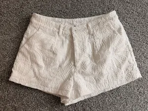 Windsor Chic Babe Eyelet Lace Shorts thumbnail 2