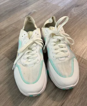Nike Renew Lucent Sneakers thumbnail 2