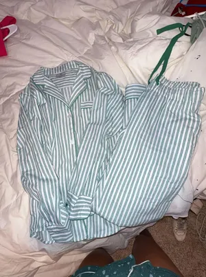 petite plume pajamas Size XS thumbnail 1