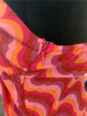 Forever 21 NWT Women Groovy Pink Multi Halter V-Neck Tank Top Kidcore S Hippie thumbnail 3
