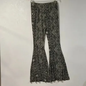 Abercrombie & Fitch Paisley Flare Pants Gray Green Boho Bell Bottom Women’s Larg thumbnail 3