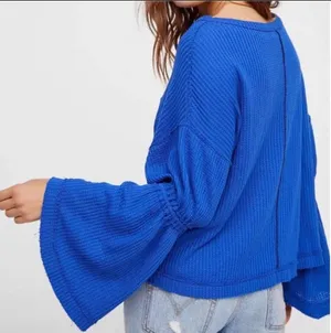 Blue Size S thumbnail 2