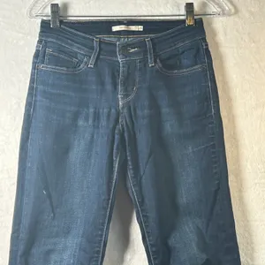 Levi‎ Strauss Co 714 Straight Leg Dark Wash Jeans Size 25 Waist 25 Inseam 31 In thumbnail 4