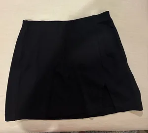 H&M Skirt thumbnail 1