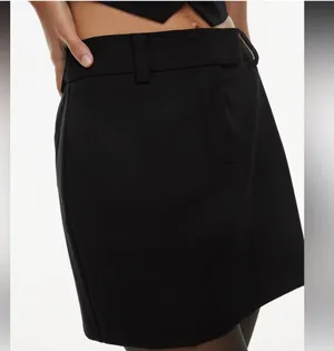 Aritzia NWT - Sunday Best Brie Skirt in Navy Blue Size 4 thumbnail 3