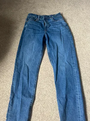 American Eagle Outfitters “Mom” Jeans thumbnail 1