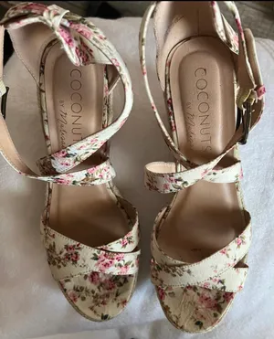Coconuts by Matisse Womens Jean Floral Platform Sandals 4 Inch Wedge Heel SZ 10 thumbnail 2