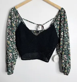 NWT Black Smocked Crop Top Floral Puff Sleeve Tie‎ Back Boho Romantic Medium thumbnail 1