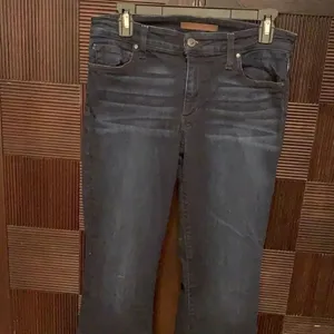 Joe’s jeans dark wash straight leg stretch jeans thumbnail 5