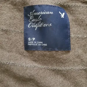American Eagle brown crop cardigan size small thumbnail 3