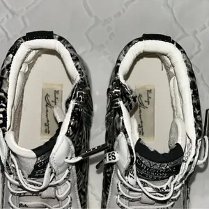 Vintage Havana Hightop Juniper Sneakers(Size 6) thumbnail 9