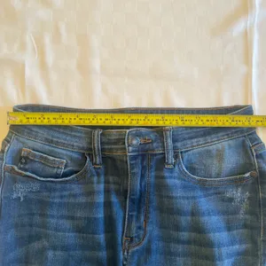 Judy Blue 7/28 Leopard Patch High Rise Ripped Skinny Raw Hem Jeans JB82166DK thumbnail 11