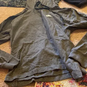 Nike hooded‎ long sleeve small thumbnail 3