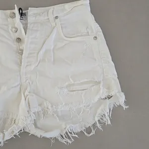 Agolde White Frayed Jean Shorts Size 25 thumbnail 3