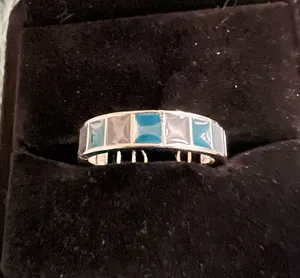 Women’s Stainless Steel Silver Faux Emerald Adjustable Band Size 7-9 thumbnail 1