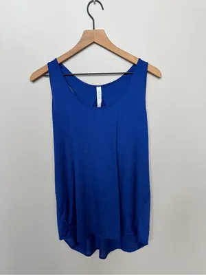 Lululemon Essential Tank Pleated Larkspur Blue Scoop Neck Athletic Top Size 14 thumbnail 5