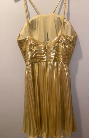 Gold Dress Size M thumbnail 3