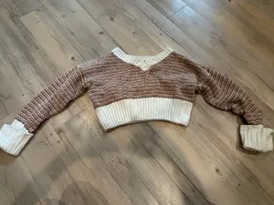 Pink republic cropped sweater woman’s thumbnail 2
