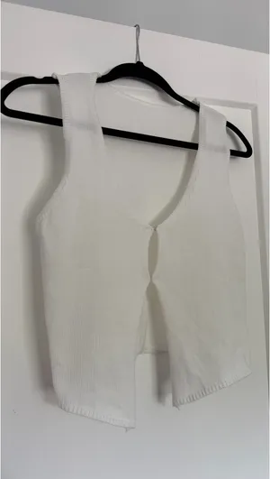 White Open Front Vest Crop Top thumbnail 3