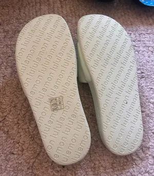 Lululemon Light Green Slides thumbnail 2