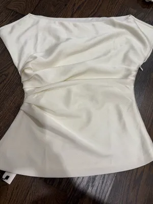 White Elegant Top thumbnail 1