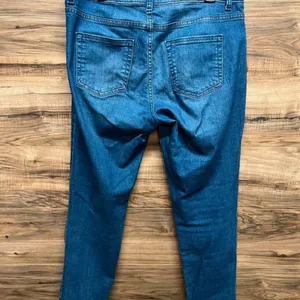 Michael Kors size 10 boyfriend jeans‎ thumbnail 3
