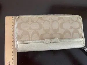 Coach Khaki Wallet thumbnail 7