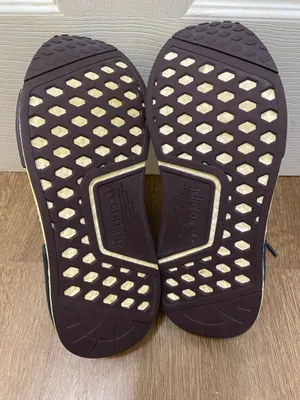 adidas NMD_R1 Women's Running Shoes size 8.5 thumbnail 6