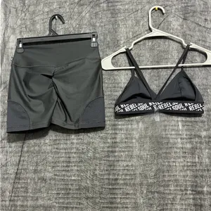 JESFER Activewear Set Shorts & Sports Bra Women’s Size S NWT(A229)&✨ thumbnail 4