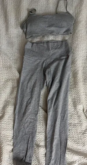 xs grey workout set thumbnail 1