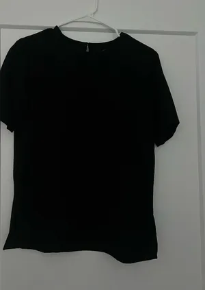 Black Work Top Forever 21 thumbnail 1