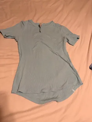 Lululemon Hold Tight Short Sleeve Shirt thumbnail 4