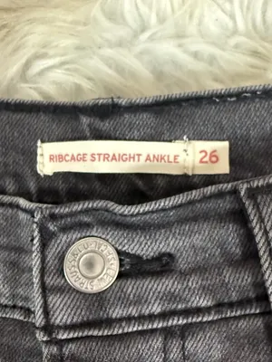Levi’s Ribcage Straight Ankle Jeans Size 26 Black High Rise thumbnail 6
